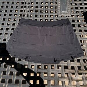 Lululemon pace rival skirt